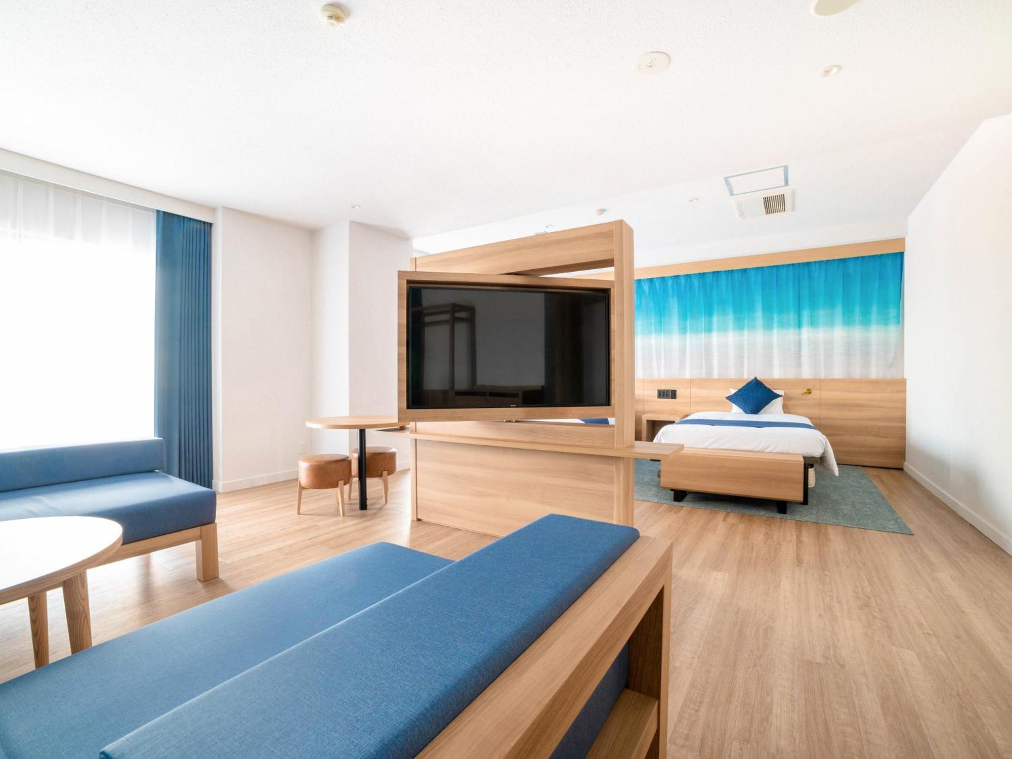 Watermark Hotel Okinawa Kume Island Kumejima Exterior photo