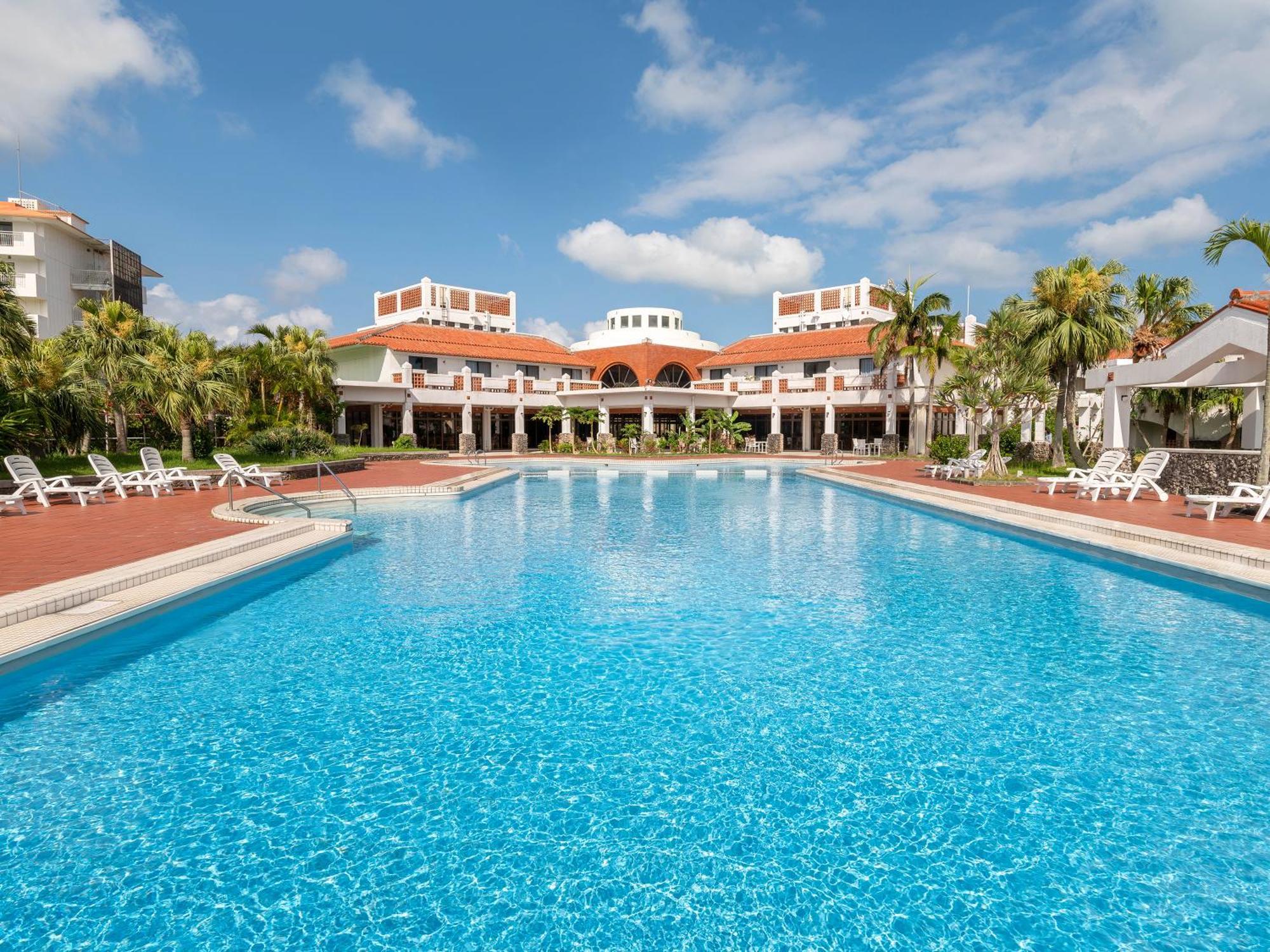 Watermark Hotel Okinawa Kume Island Kumejima Exterior photo